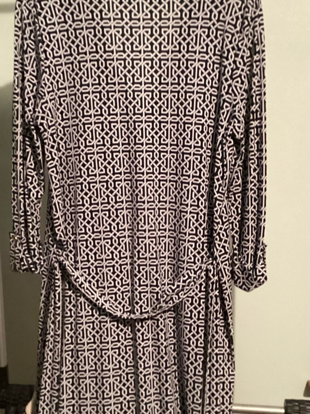 Jones New York Black and White Geometric Long Sleeve Dress